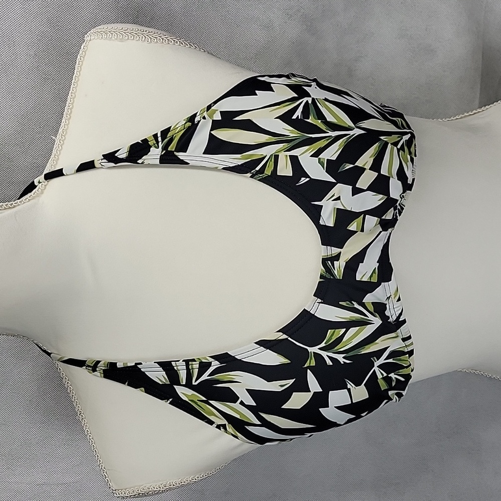 Nwot Bcbgeneration 2pc Bikini Set - image 5